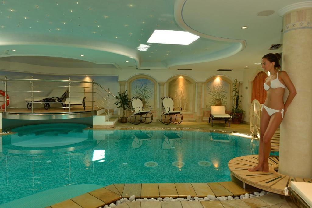 Hotel Alle Alpi Moena Bagian luar foto